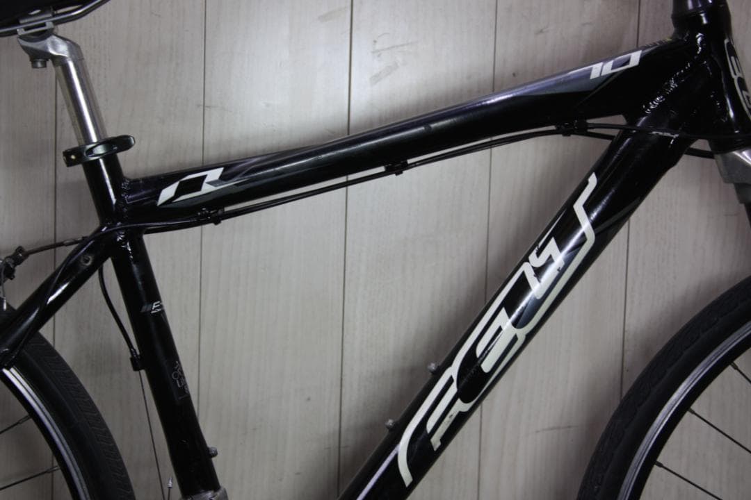 FELTフェルト F-LITE 700C アルミ 24速 480mmクロスバイク