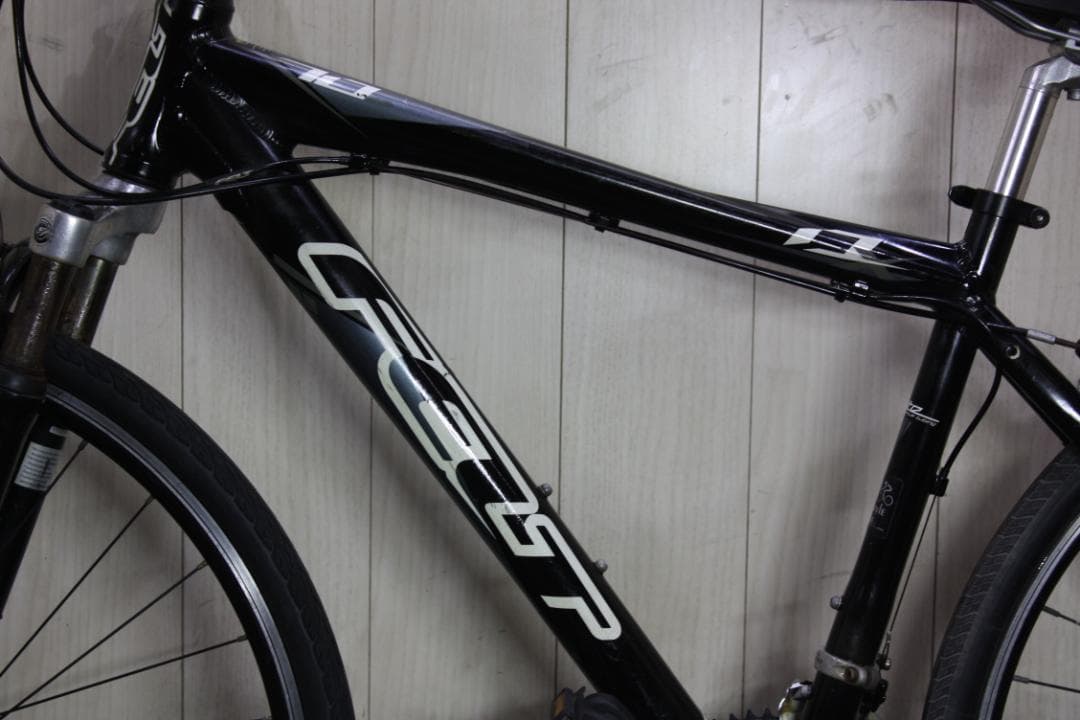 FELTフェルト F-LITE 700C アルミ 24速 480mmクロスバイク