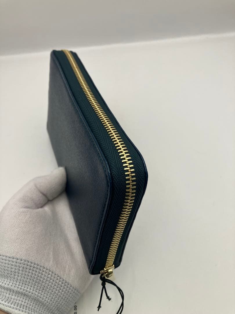 新品未使用　FURLA長財布　Y