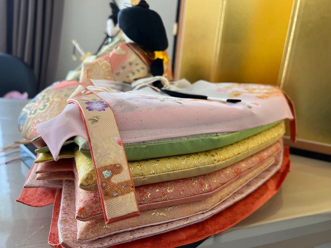 超豪華正絹★親王飾り★京人形　金沢金箔屏風