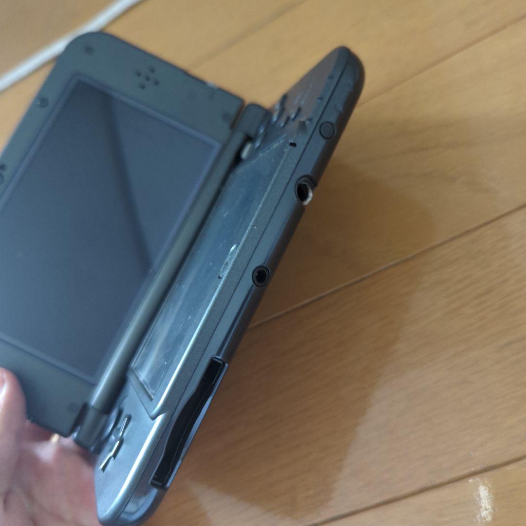 Newニンテンドー3DS LL メタリックブラック