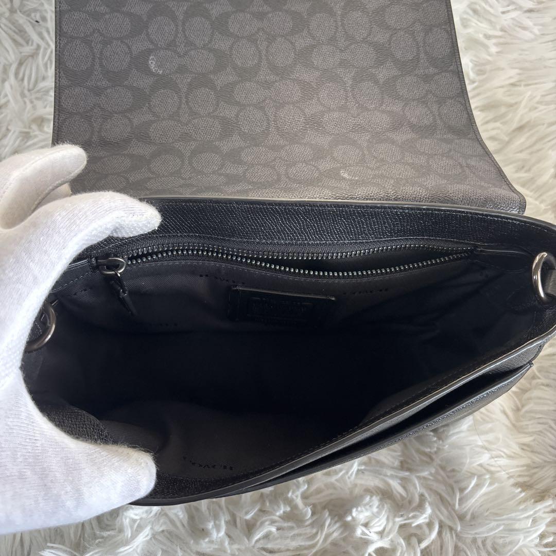 【極美品】コーチ　ショルダーバッグ　レザー　ST付　ブラック　大人気
