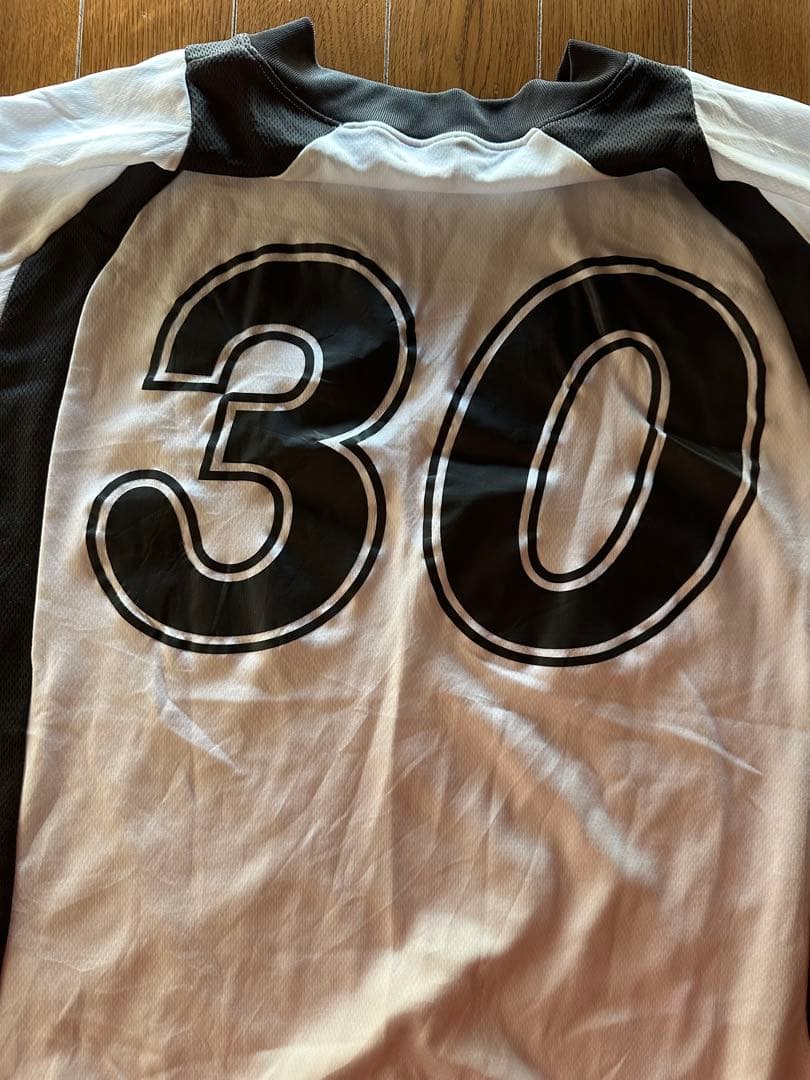 千葉ロッテマリーンズ　伊藤義弘　背番号30 支給品実使用Tシャツ