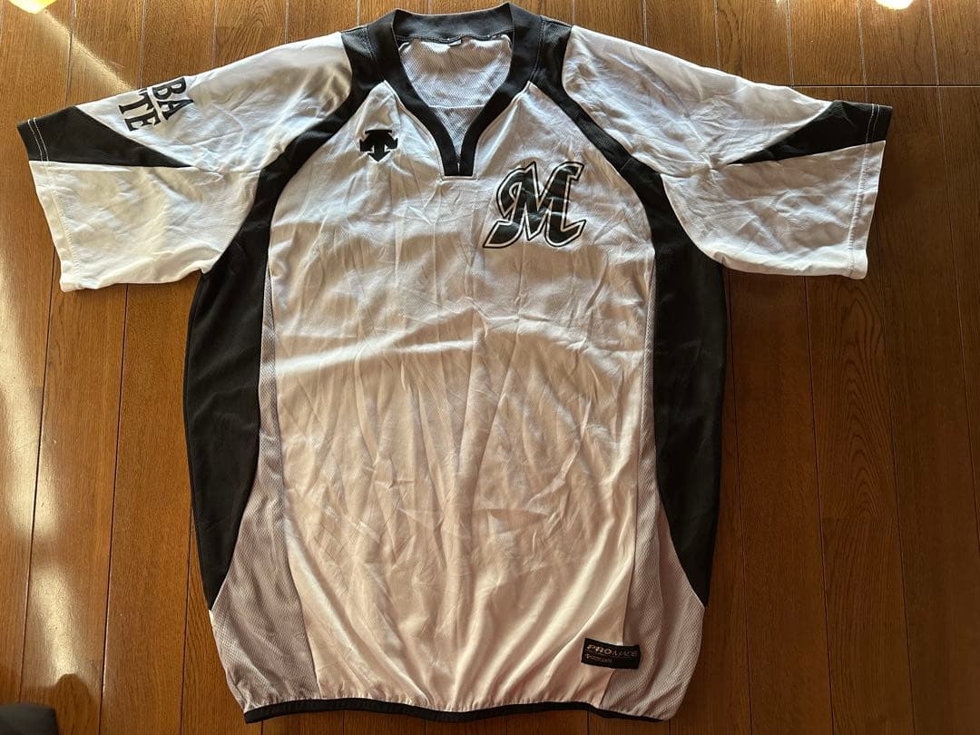 千葉ロッテマリーンズ　伊藤義弘　背番号30 支給品実使用Tシャツ