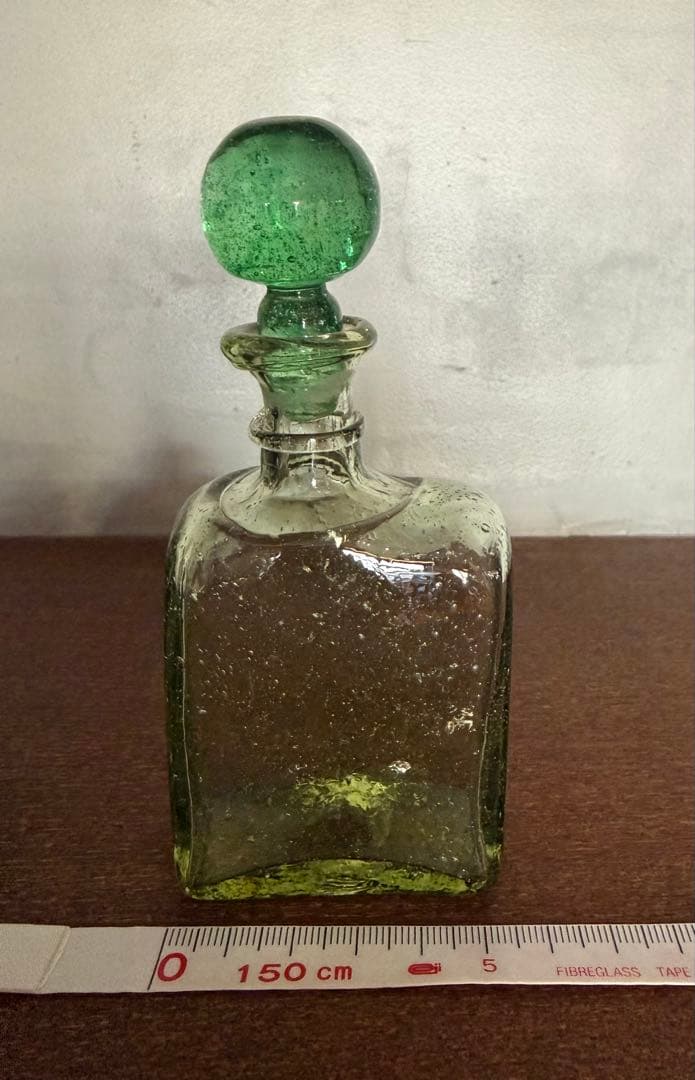 横山秀樹　栓付きガラス瓶