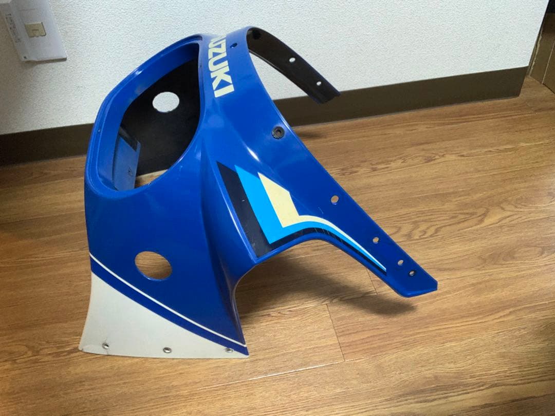 gsx-r750 初期型　gr71f アッパーカウル