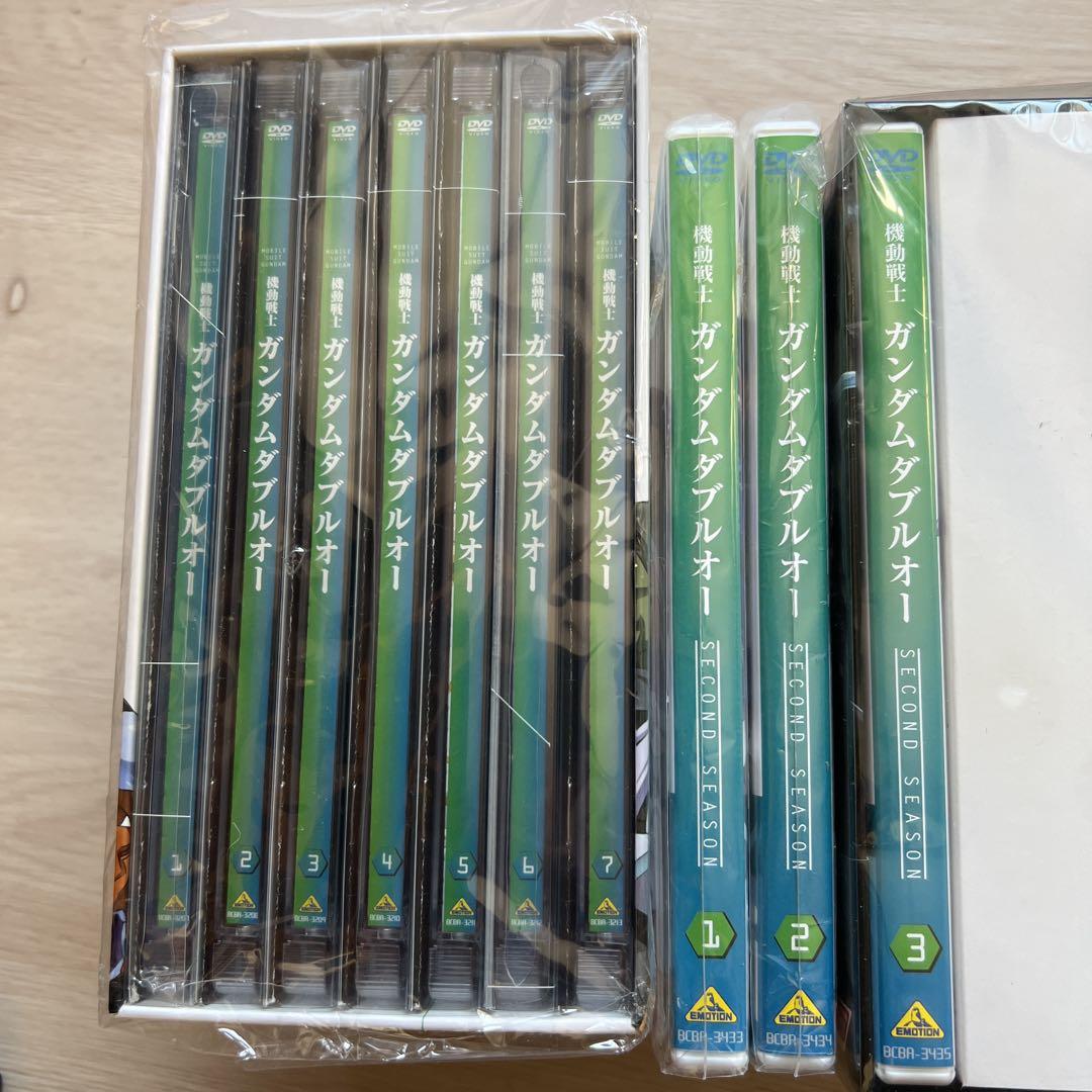クリスマス価格　機動戦士ガンダムシリーズ　DVD51枚セット
