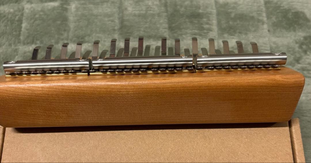 MAGADI M32 半音付き　クロマチックカリンバ