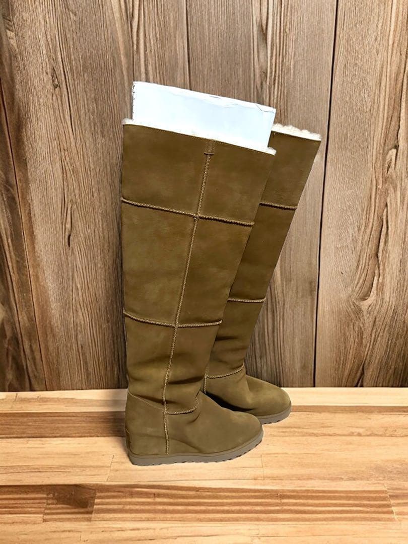 UGG アグ　Femmeニーハイブーツ