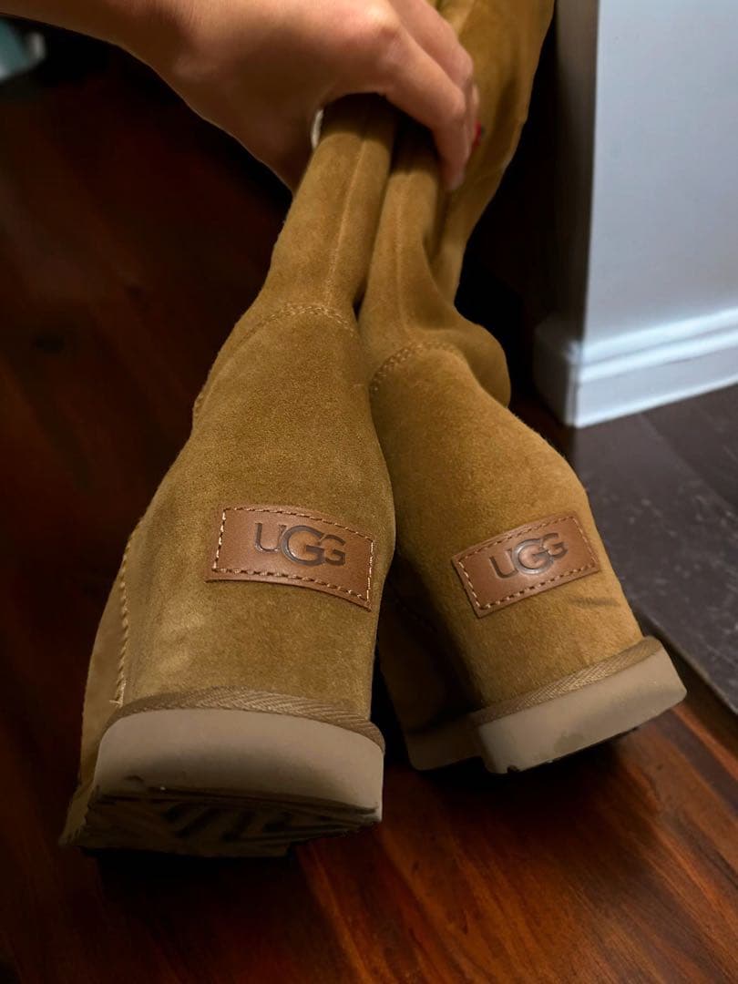 UGG アグ　Femmeニーハイブーツ