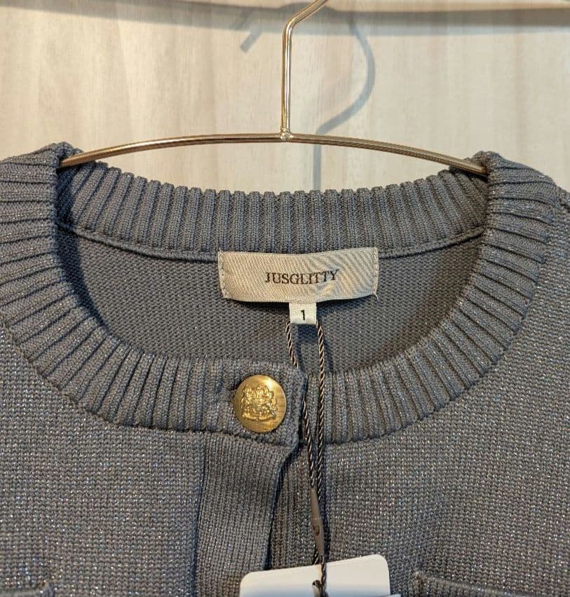 【新品未使用品】ジャスグリッティー　キラキラニットジャケット　グレー　S