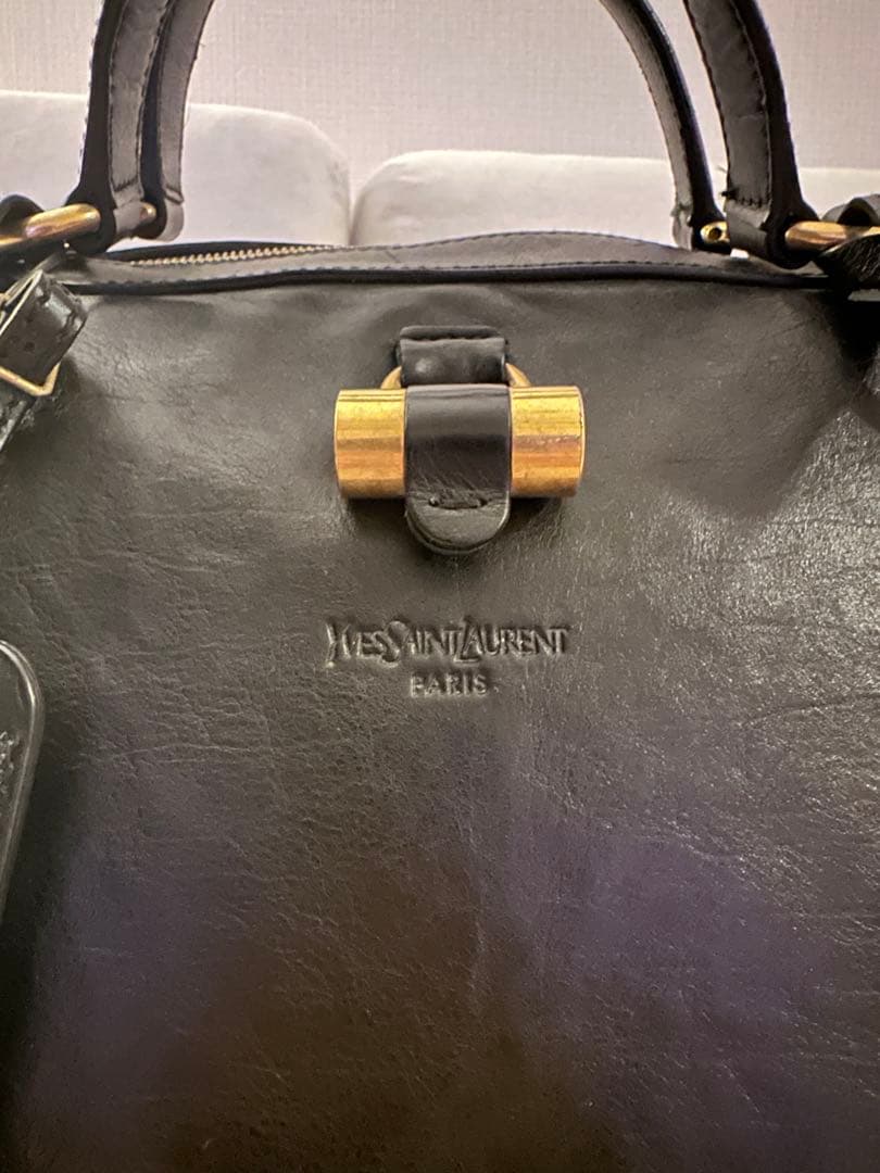 Saint Laurent（イヴサンローラン）ブラックレザー