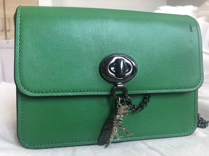 【美品】コーチ バワリー クロスボディ リファインド カーフ レザー チャーム