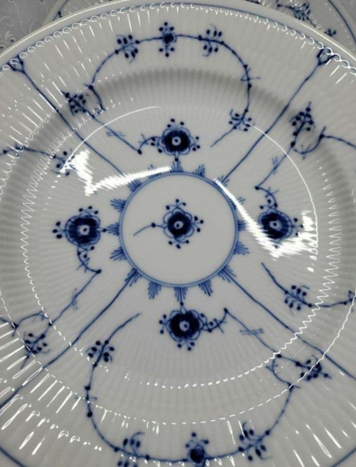 未使用近✨ロイヤルコペンハーゲン✨ブルーフルーテッド プレイン プレート大皿②