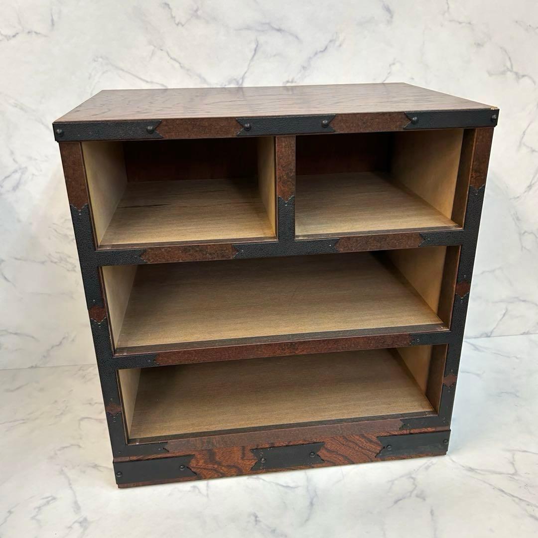 美品 アンティーク 欅・桐素材 漆塗り 小箪笥 牡丹金具 日本の伝統的な家具