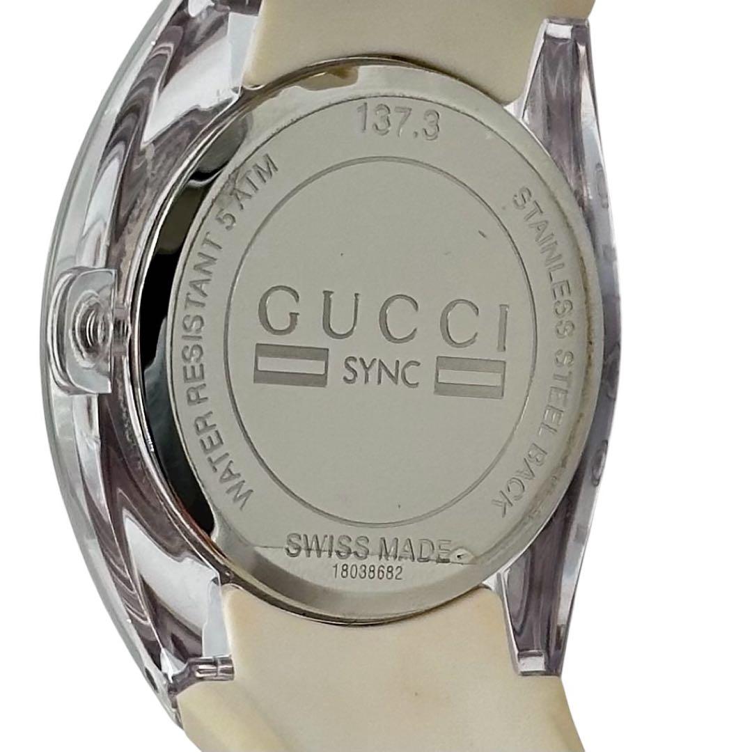 GUCCI 腕時計　137.3 sync シェリーライン　メンズ　ラバーベルト