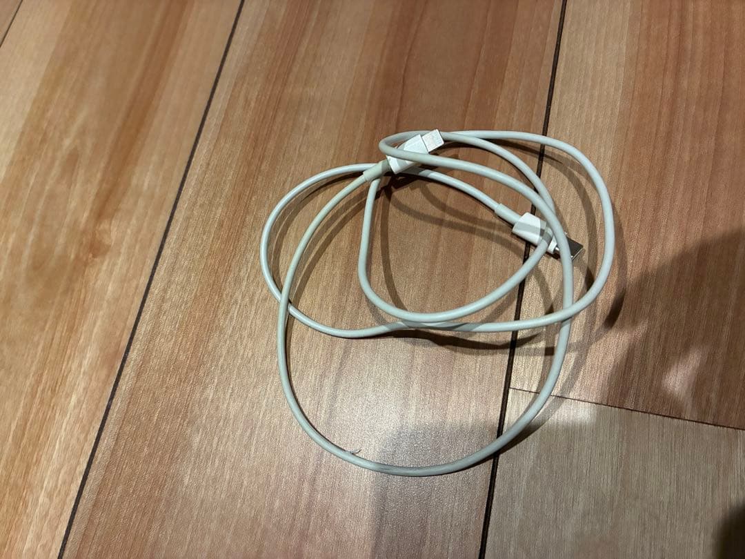 超美品！iPad 第8世代　32GB wifi 10.2インチ　A2270