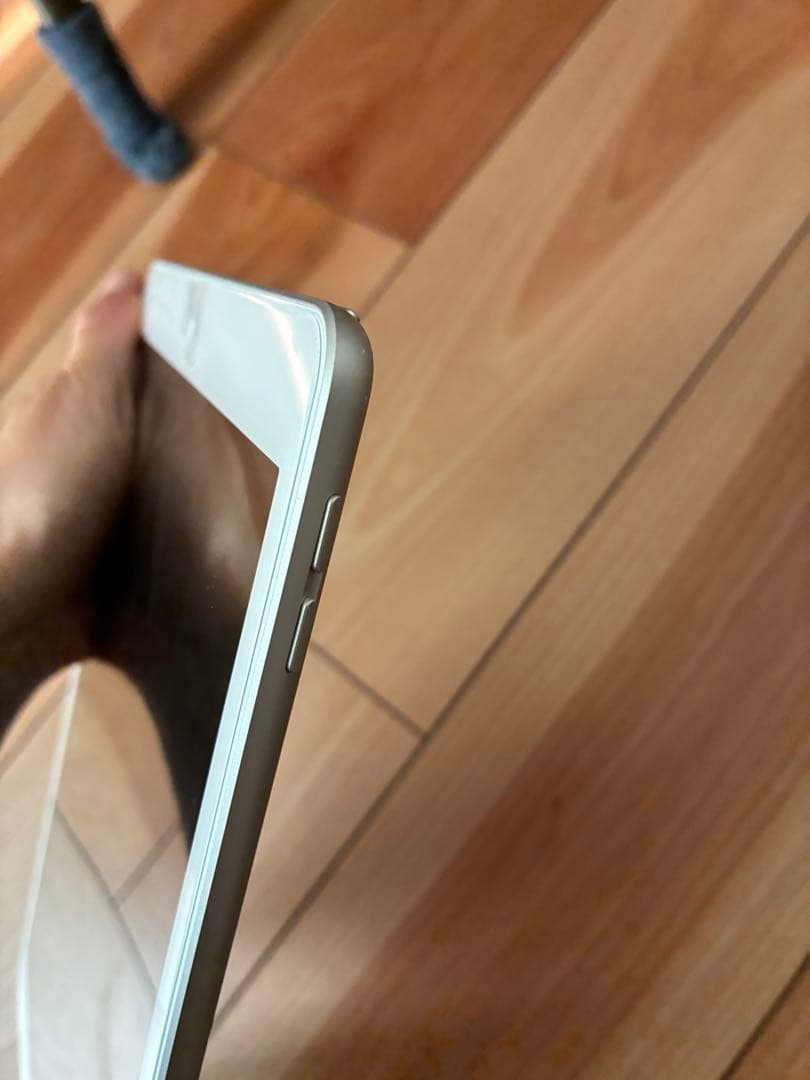 超美品！iPad 第8世代　32GB wifi 10.2インチ　A2270