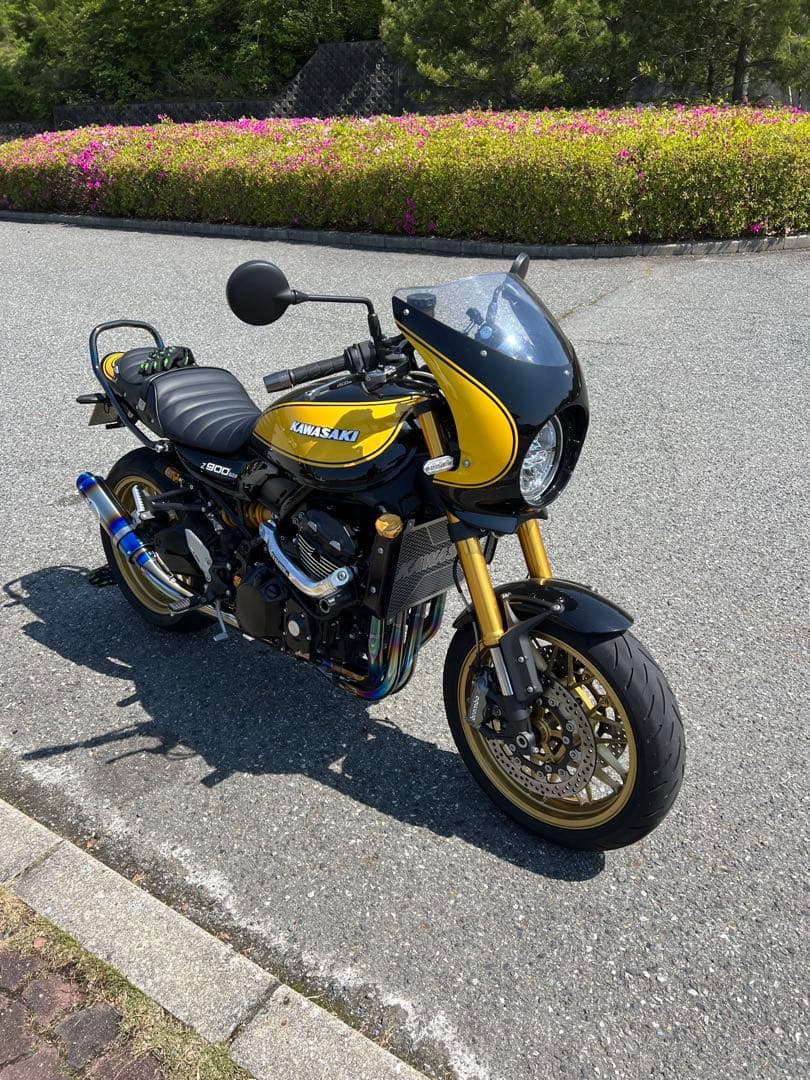 Z900RS SE用　アッパーカウル　BEET ビート　塗装済み　イエローボール