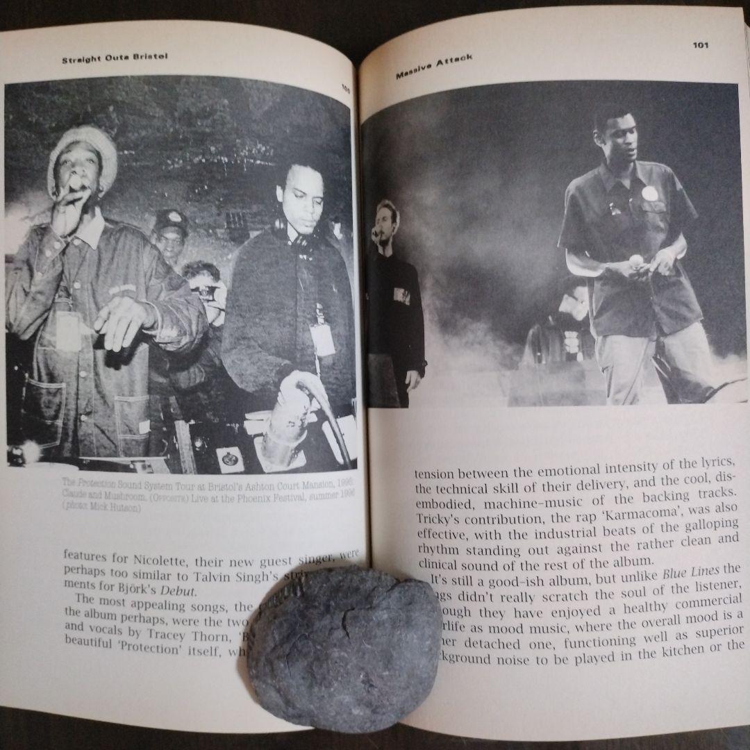 [洋書] Straight Outa Bristol ブリストルサウンド