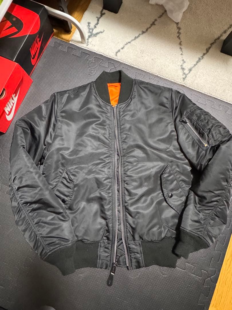 ALPHA INDUSTRIES MA-1 ブラック フライトジャケット