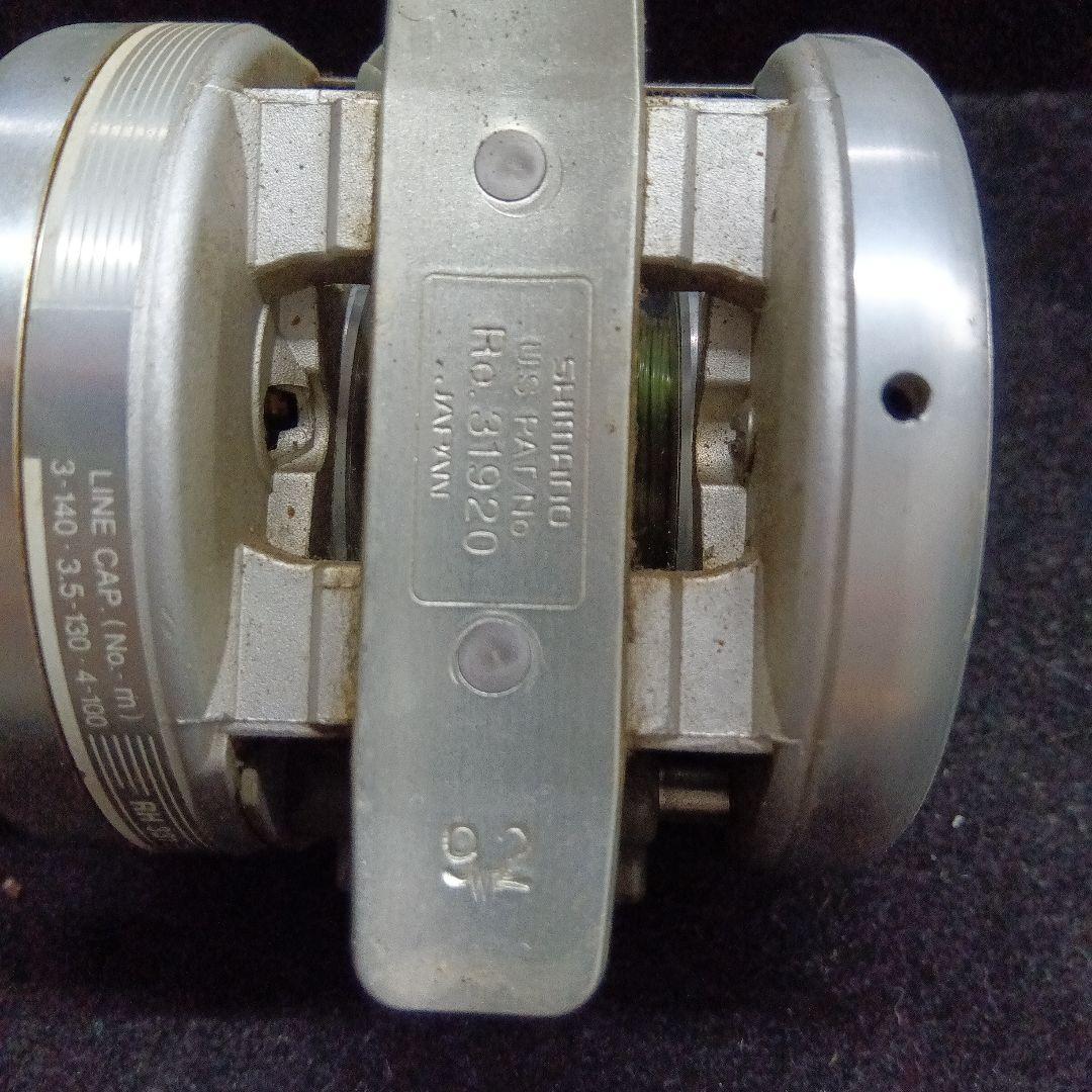 SHIMANO カルカッタ　リール