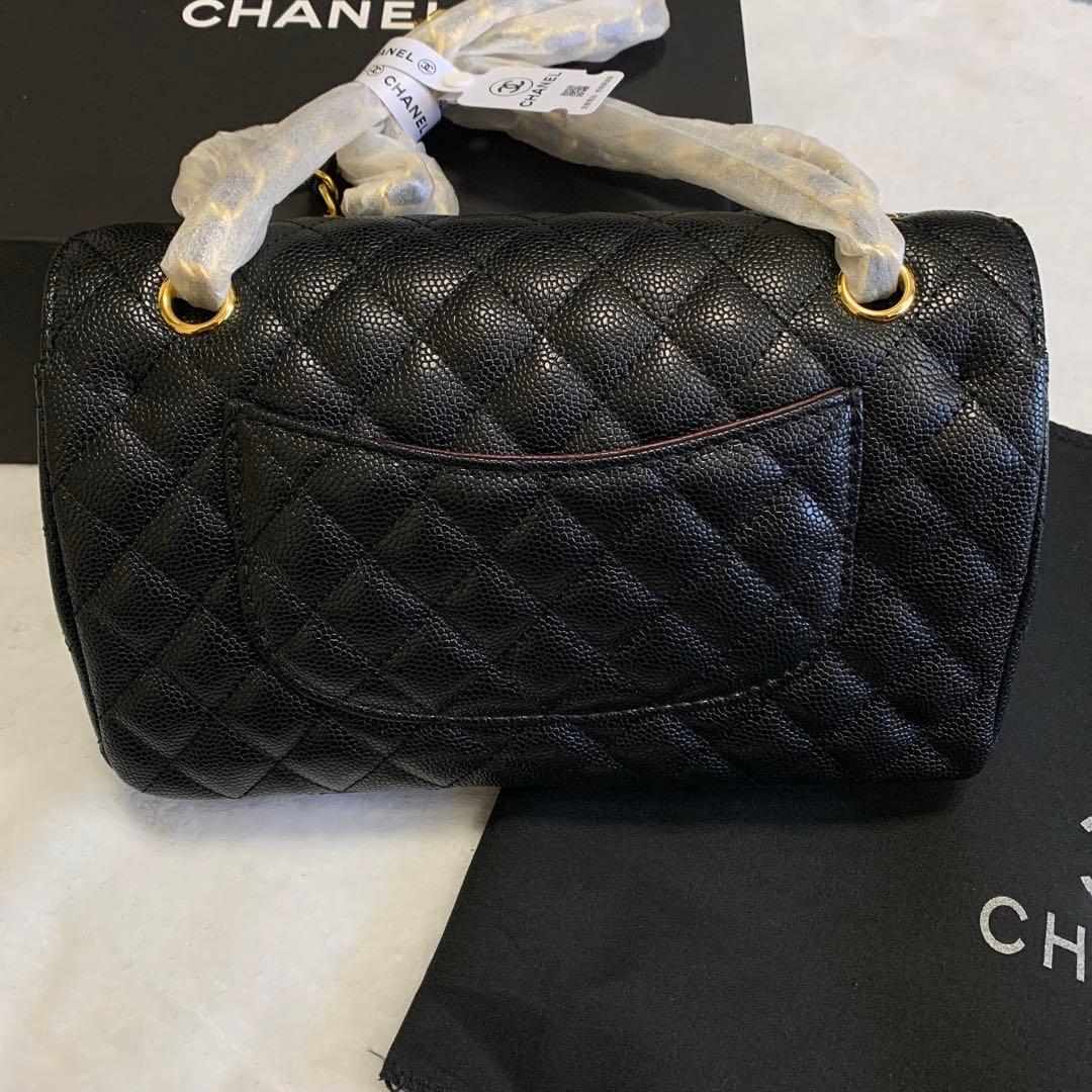 CHANEL マトラッセブラック ショルダーバッグ キルティング　ノベルティー