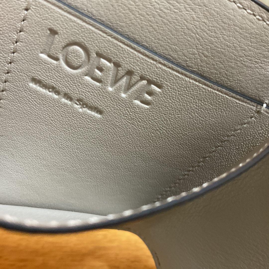 新品未使用/ロエベ/三つ折り財布　コンパクト財布　グリーン