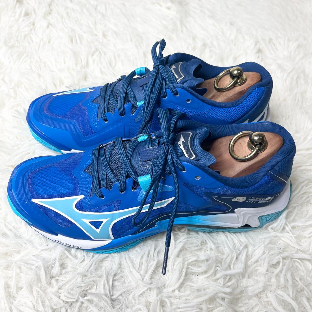【極美品】 MIZUNO ミズノ ミズノ ウェーブライトニングZ8 26.0㎝