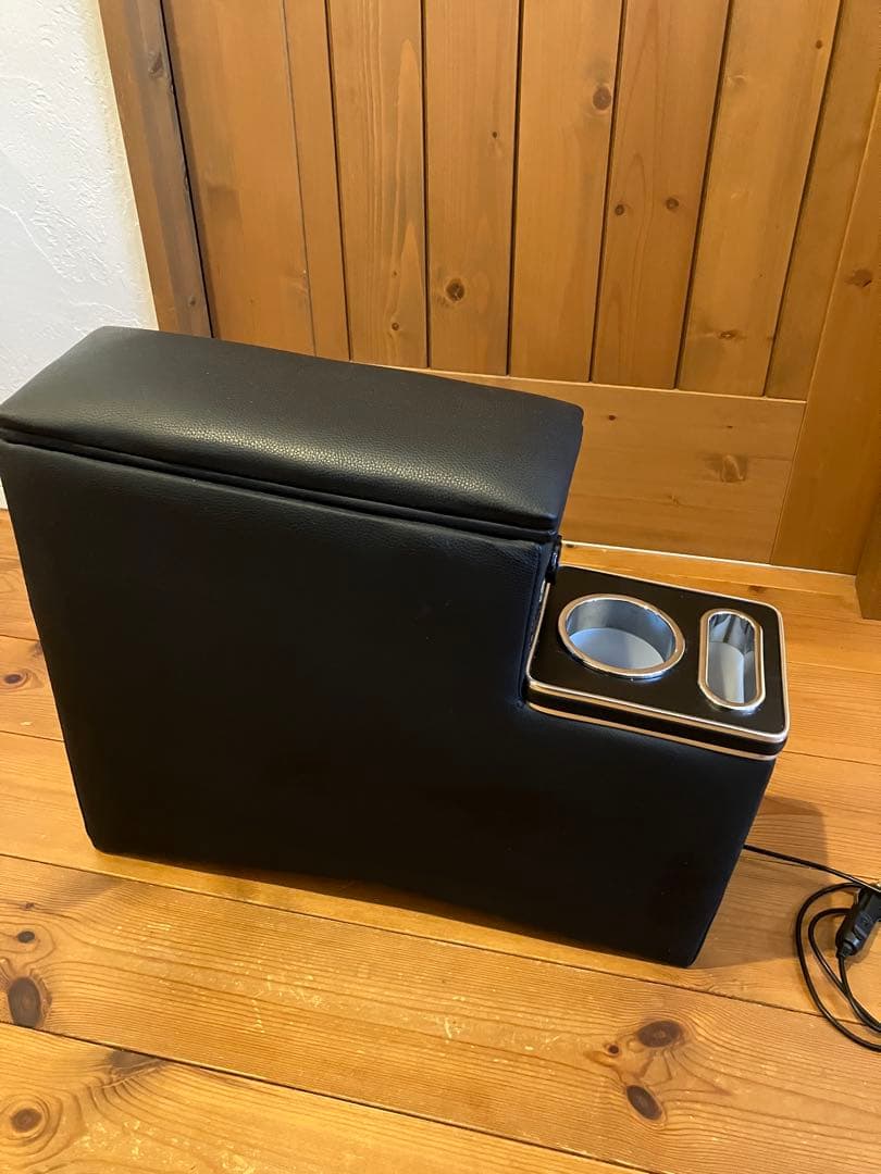 シエンタ10系/170系アームレスト