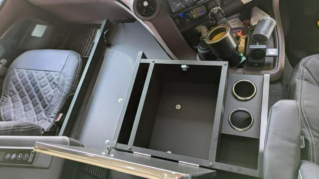 新型 17 グランドプロフィア 保冷庫対応　コンソールテーブル パイプ無し