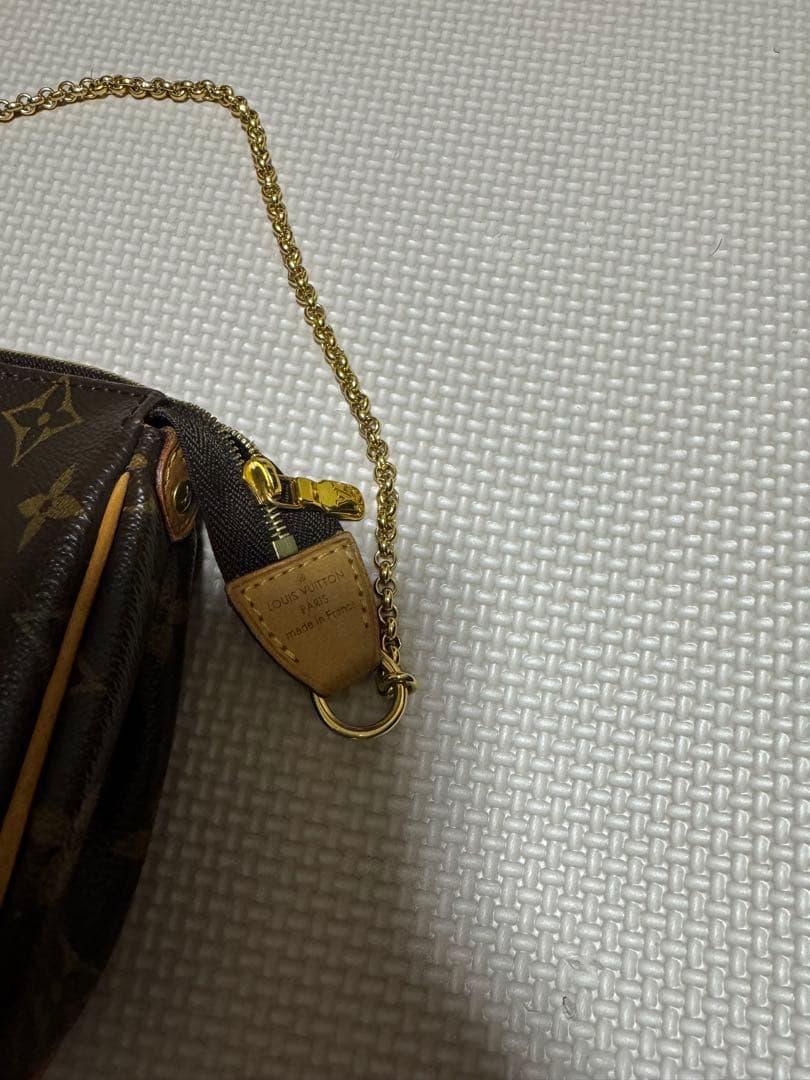 Louis Vuitton モノグラム ショルダーバッグ　エヴァ