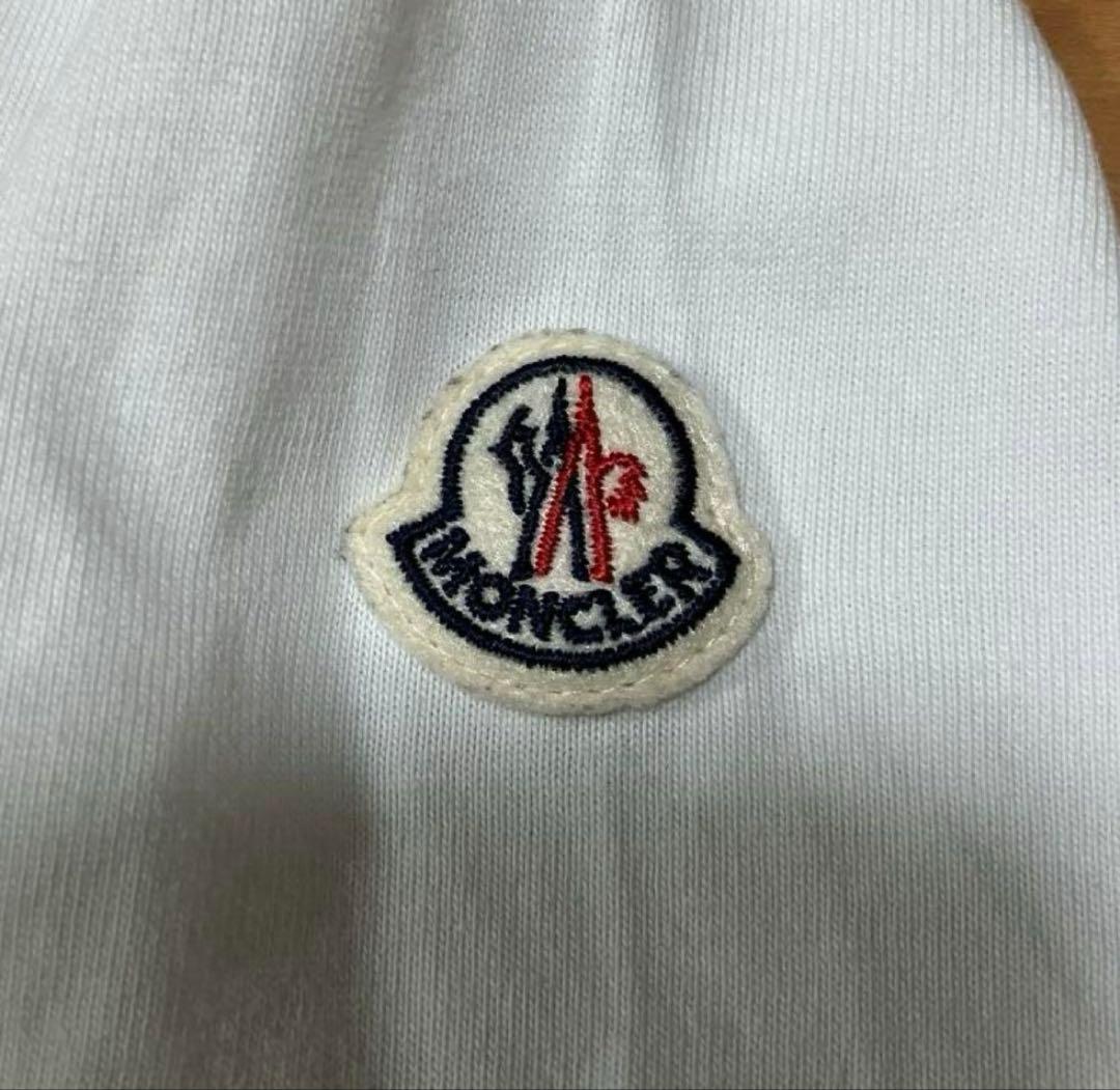 【美品】定価4万　モンクレール　TシャツMサイズ