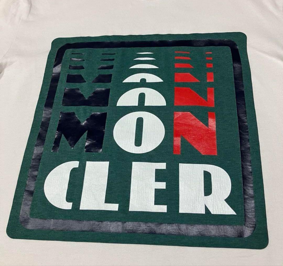 【美品】定価4万　モンクレール　TシャツMサイズ