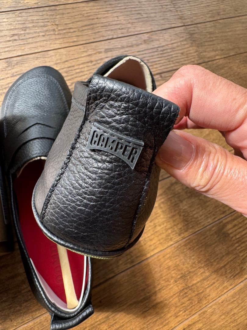 新品未使用CAMPER カンペールレザー 40サイズ