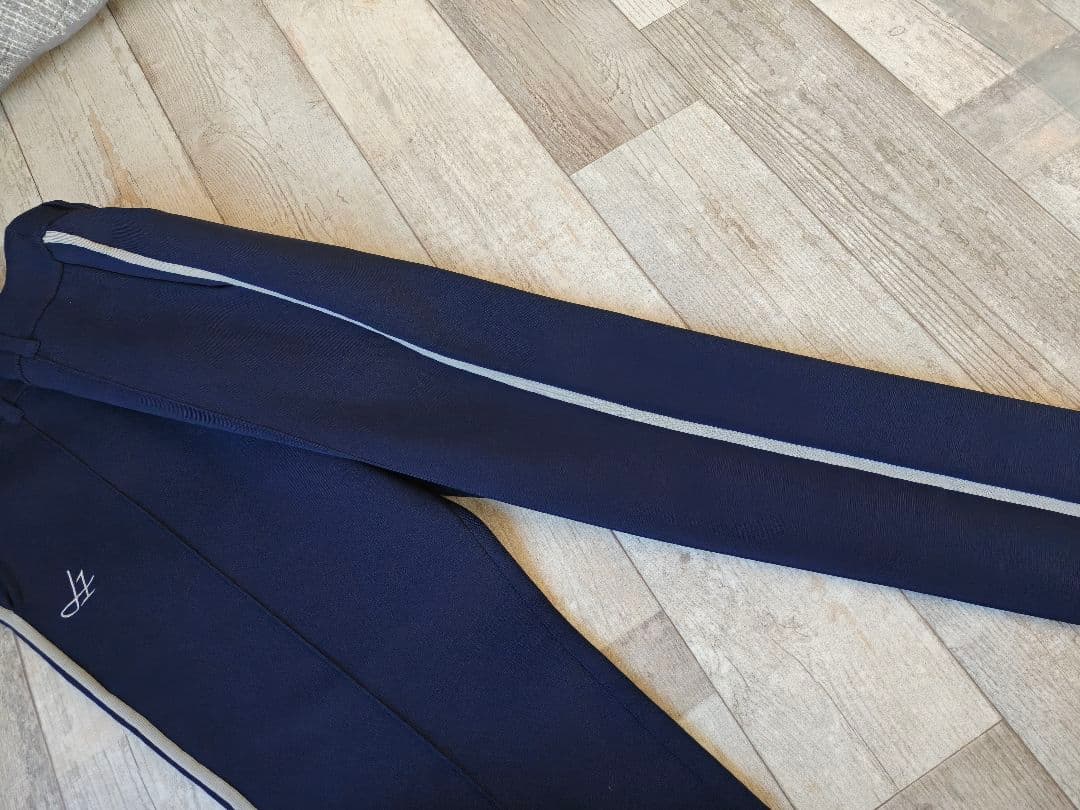 1度利用　クリーニング品　エルグワン　ミラノリブニットパンツ・メンズ