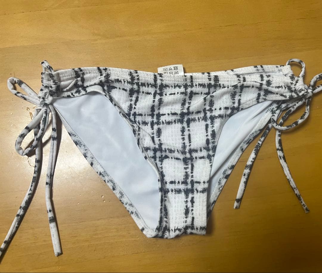 sugar バックリボン肩フリルツイード柄ビキニ