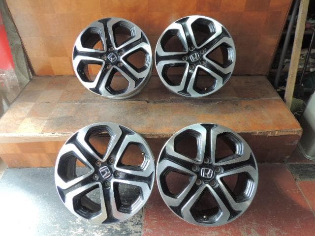 T448　ホンダ　ヴェゼル　純正アルミホイール　17×7J　4枚　1小傷有り