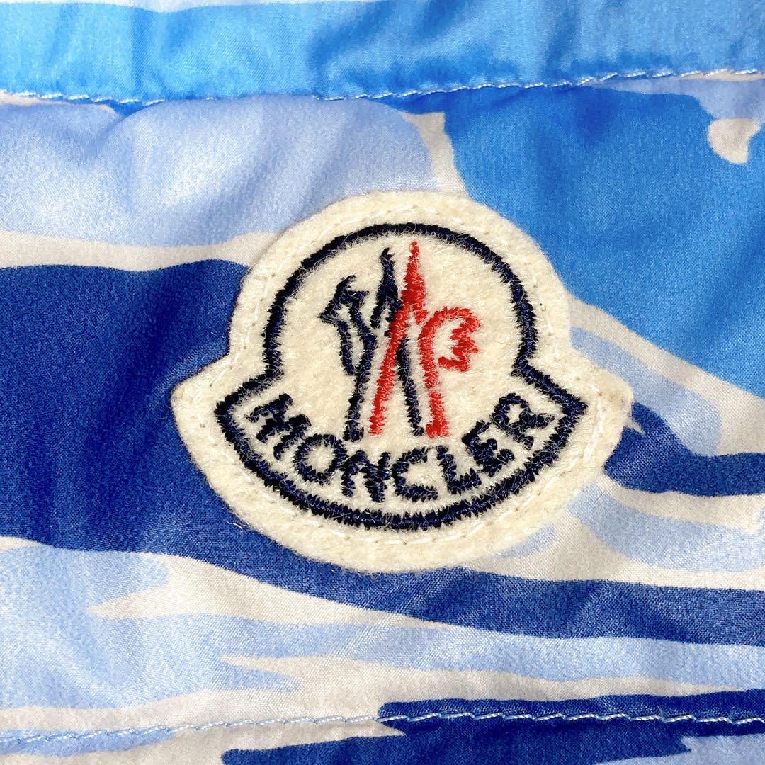 3154○ MONCLER フード付き ダウンベスト ブルー