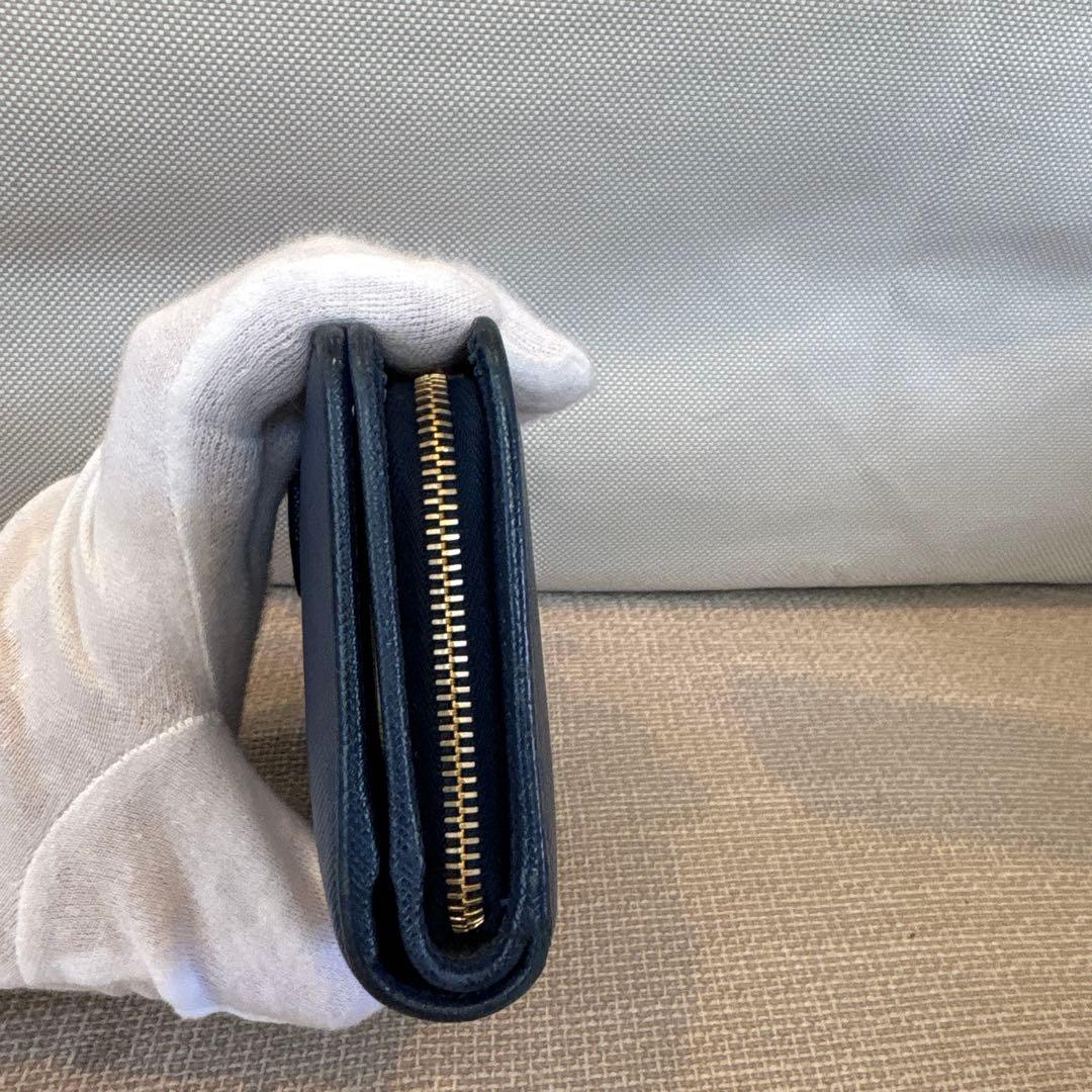 ま*。様 プラダ　財布