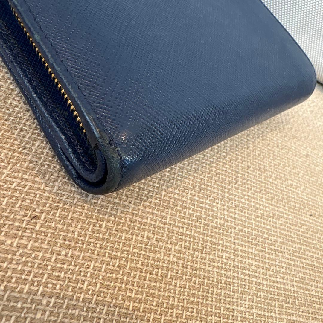 ま*。様 プラダ　財布