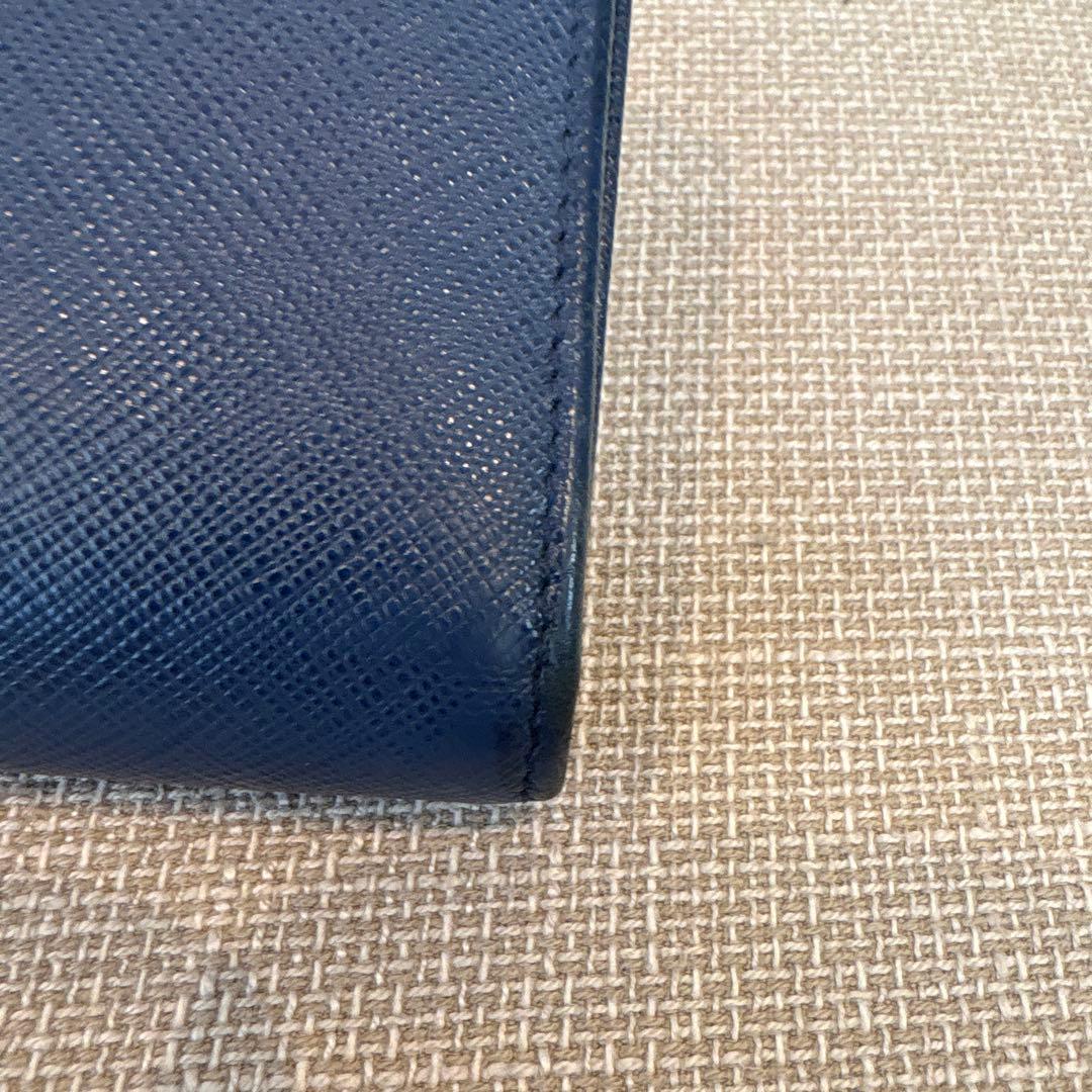 ま*。様 プラダ　財布