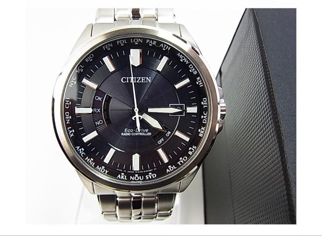 【未使用！】CITIZEN Eco-Drive CB0011-69L 箱説明付き