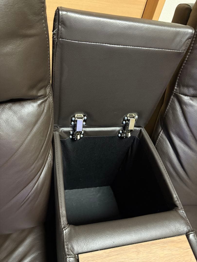 ニトリ ２人用電動本革リクライニングソファ（Nストラス 2モーター)