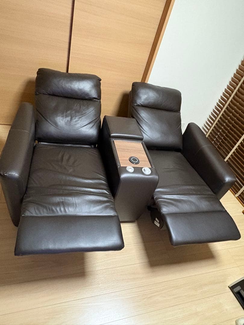 ニトリ ２人用電動本革リクライニングソファ（Nストラス 2モーター)