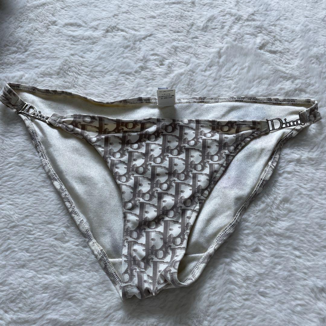 クリスチャンディオール トロッター水着 ビキニ 刺繍入り チャーム付き