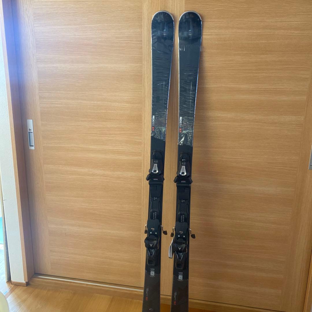 【美品】'25 ATOMIC Redster レッドスター　X7i 162㎝