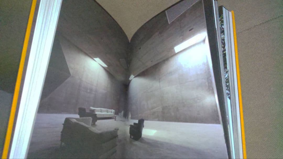 アート・デザイン・音楽 Built by Valerio Olgiati