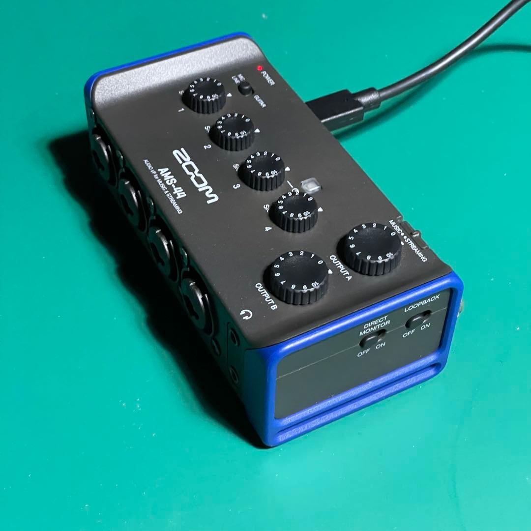 ZOOM AMS-44 オーディオインターフェイス4ch