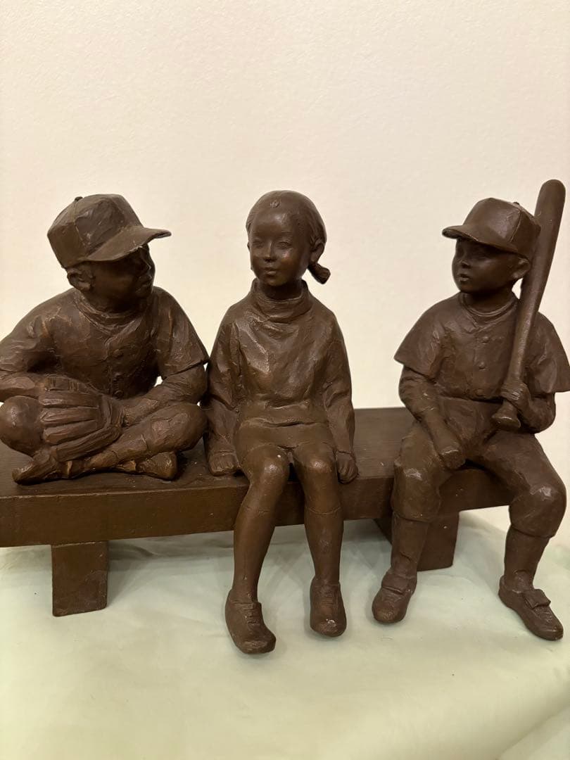 山*猫様 ともだち　　　と思われるブロンズ